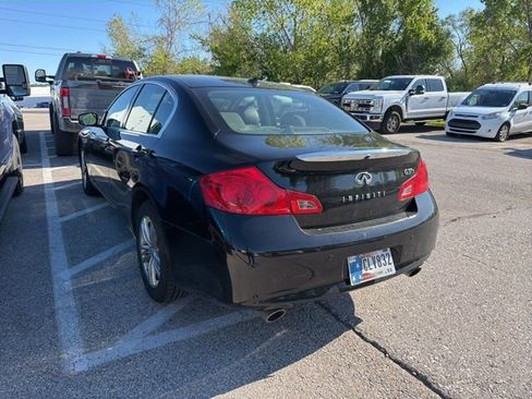 Used 2013 INFINITI G37 x w/ Premium Pkg AWD/4WD image 4