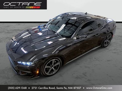 Used 2024 Ford Mustang Coupe RWD image 1