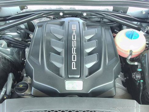 Used 2016 Porsche Macan S AWD/4WD image 9