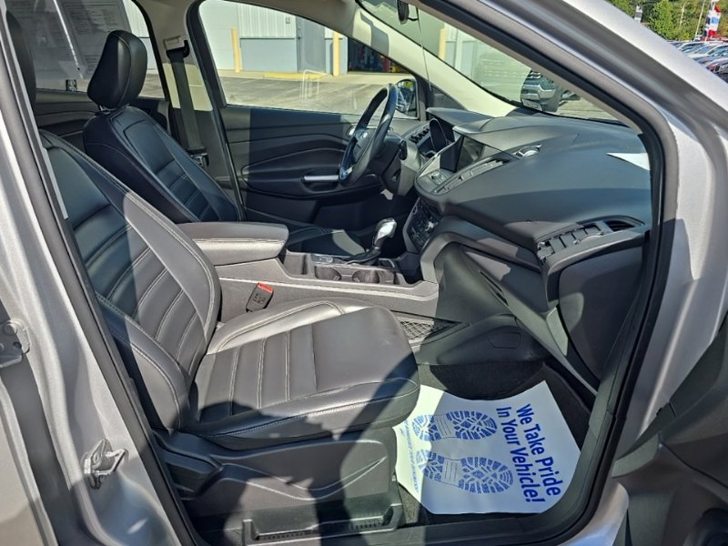 Used 2019 Ford Escape SEL AWD/4WD image 35