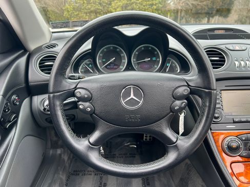Used 2005 Mercedes-Benz SL 500 image 21