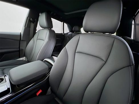 New 2026 Audi Q8 Premium Plus image 11
