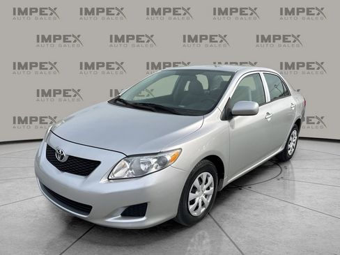 Used 2009 Toyota Corolla LE image 1