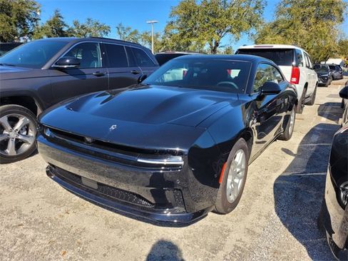 Used 2025 Dodge Charger Daytona R/T w/ Quick Order Package 25M R/T image 3