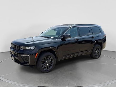 New 2026 Jeep Grand Cherokee L Limited AWD/4WD image 8