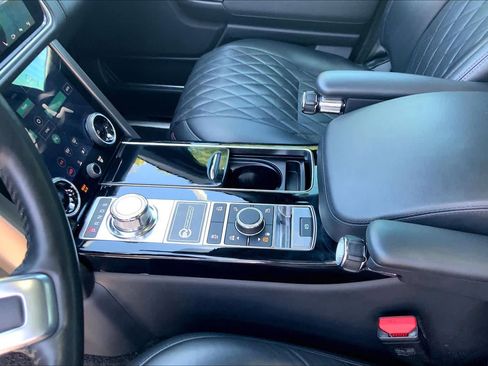 Used 2018 Land Rover Range Rover SV Autobiography Dynamic AWD/4WD image 17