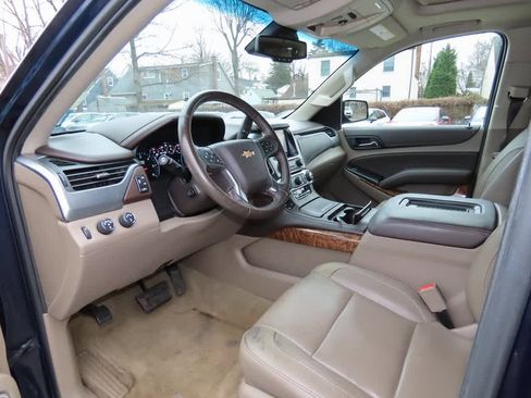 Used 2017 Chevrolet Tahoe Premier image 2