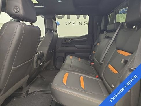 Used 2023 GMC Sierra 1500 AT4 w/ AT4 Premium Package AWD/4WD image 18