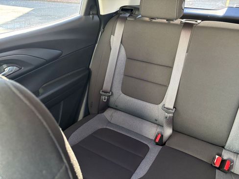 Used 2025 Chevrolet TrailBlazer LT image 35