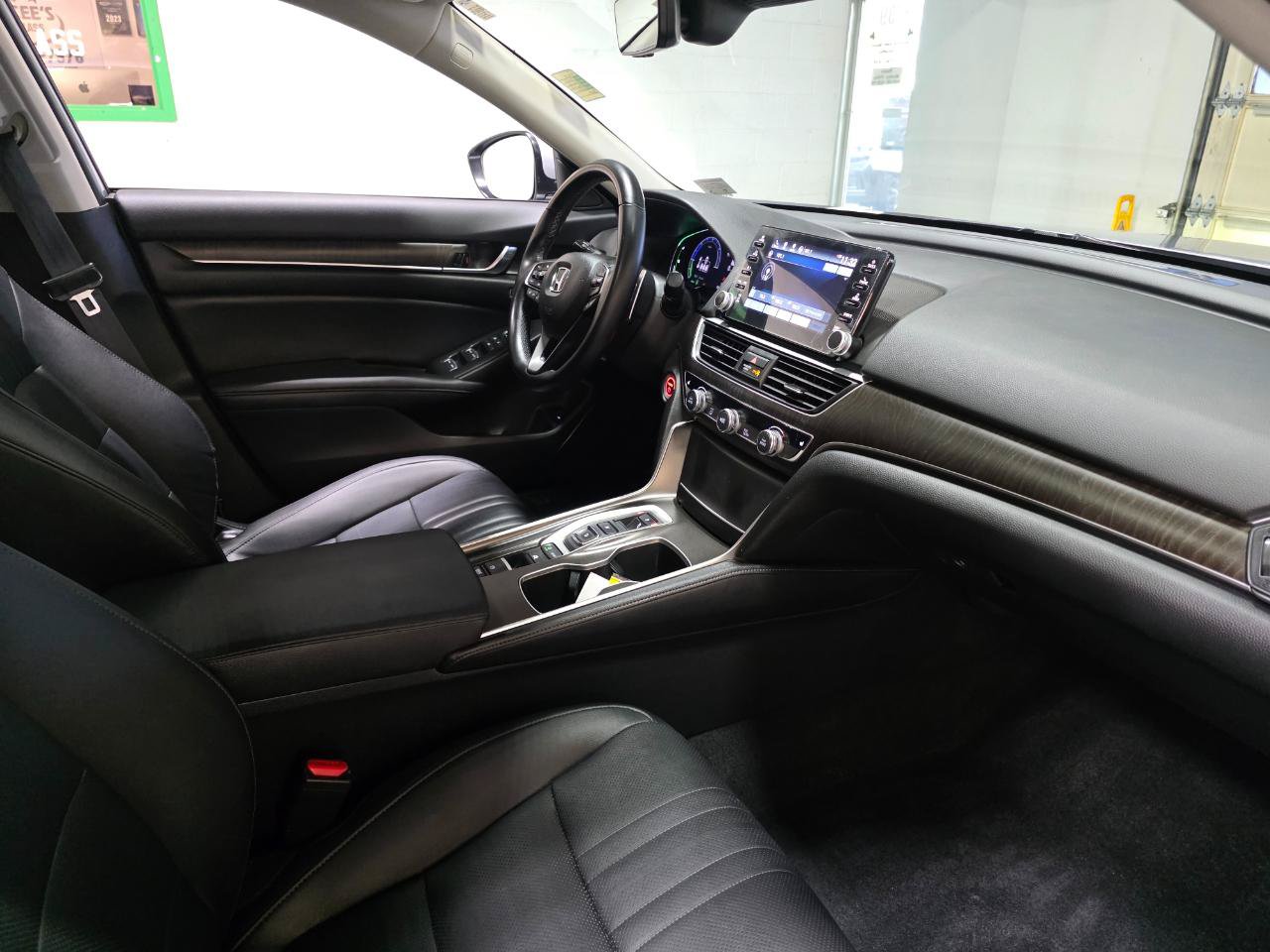 Used 2022 Honda Accord EX-L image 25
