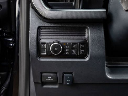 Used 2026 Ford F450 Platinum w/ FX4 Off-Road Package image 21