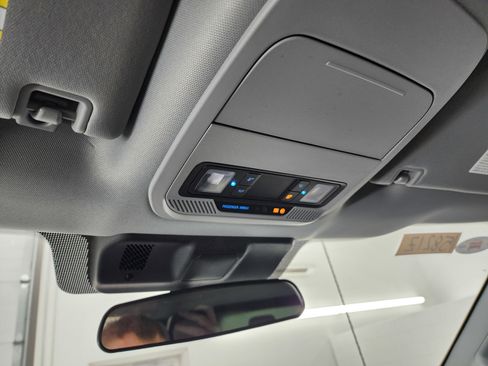 Used 2024 Ford F250 XLT image 10