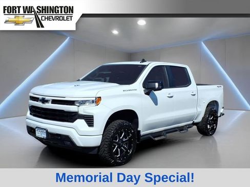 Used 2024 Chevrolet Silverado 1500 RST w/ Convenience Package II AWD/4WD image 5