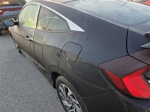 Used 2020 Honda Civic LX image 4