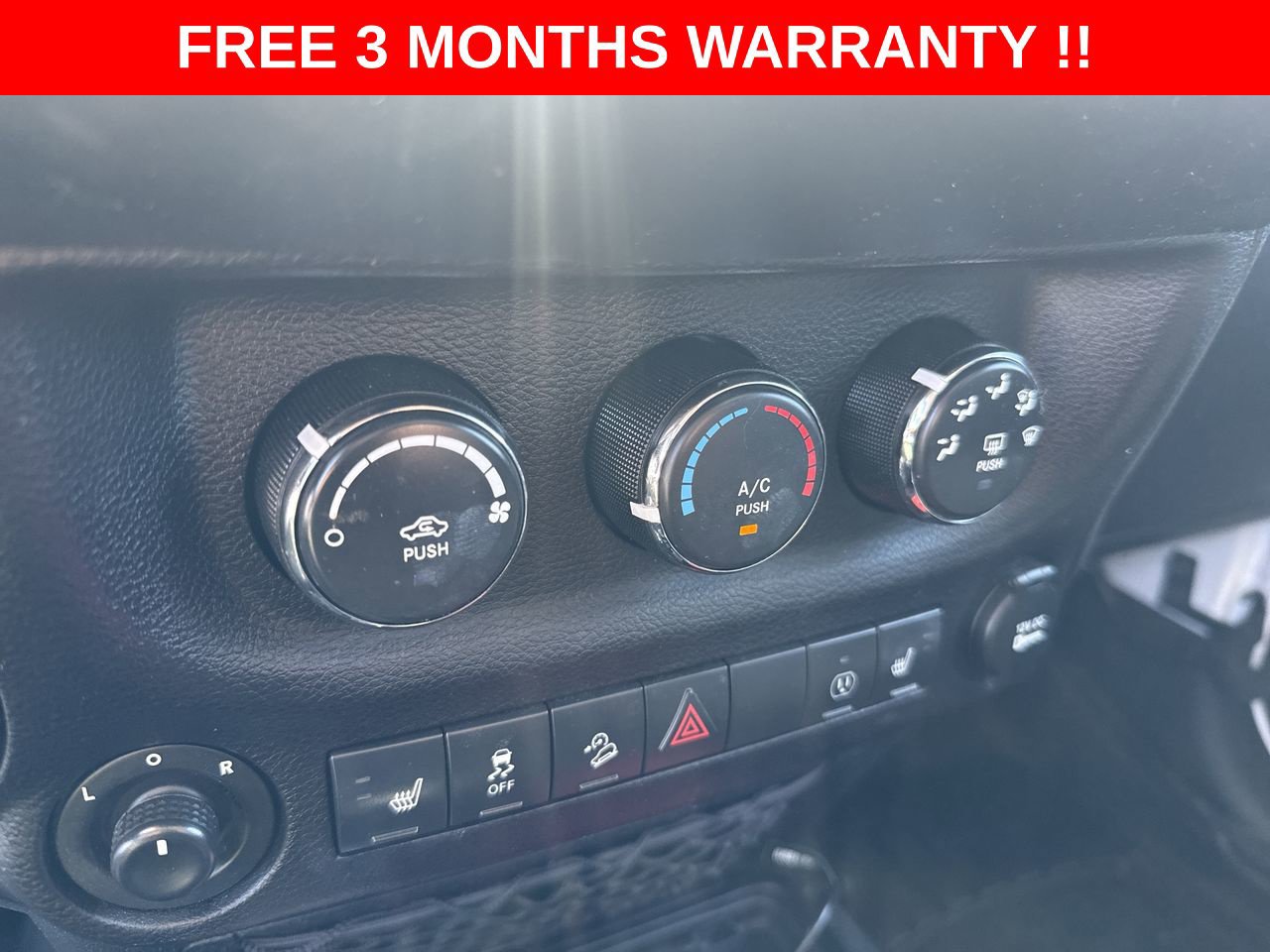 Used 2018 Jeep Wrangler Unlimited Sahara AWD/4WD image 19
