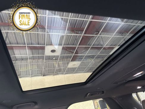 Used 2021 Land Rover Discovery HSE R-Dynamic image 8