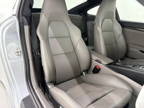 Used 2014 Porsche 911 Turbo S AWD/4WD image 18