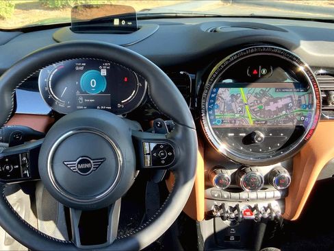 Used 2024 MINI Cooper S FWD image 6