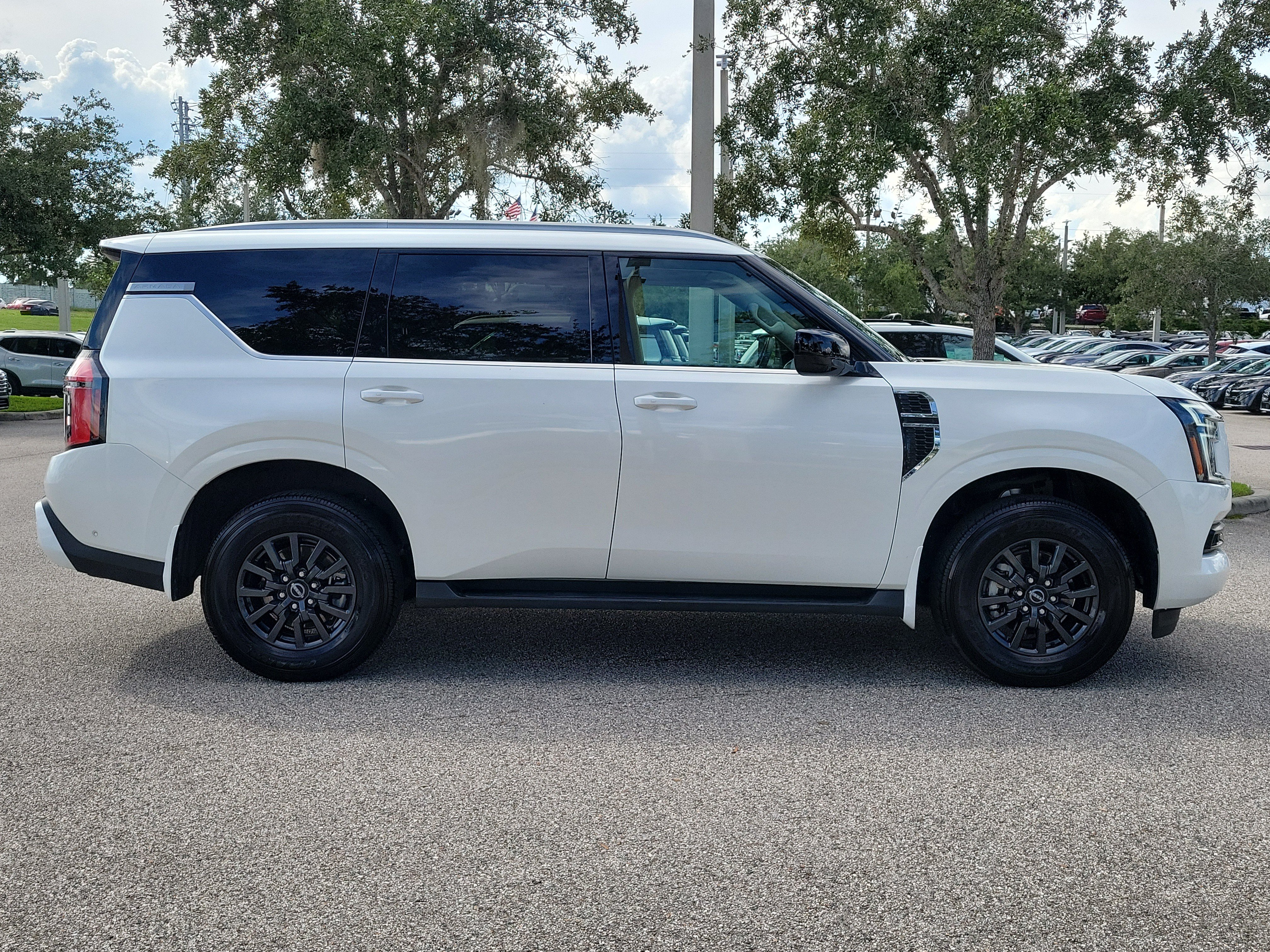 Certified 2026 Nissan Armada SV RWD image 4