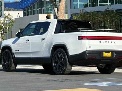Used 2026 Rivian R1T Adventure AWD/4WD image 6