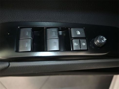 New 2026 Toyota Camry SE image 11