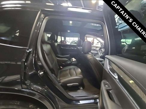 Used 2023 Cadillac XT6 Sport w/ Technology Package image 13