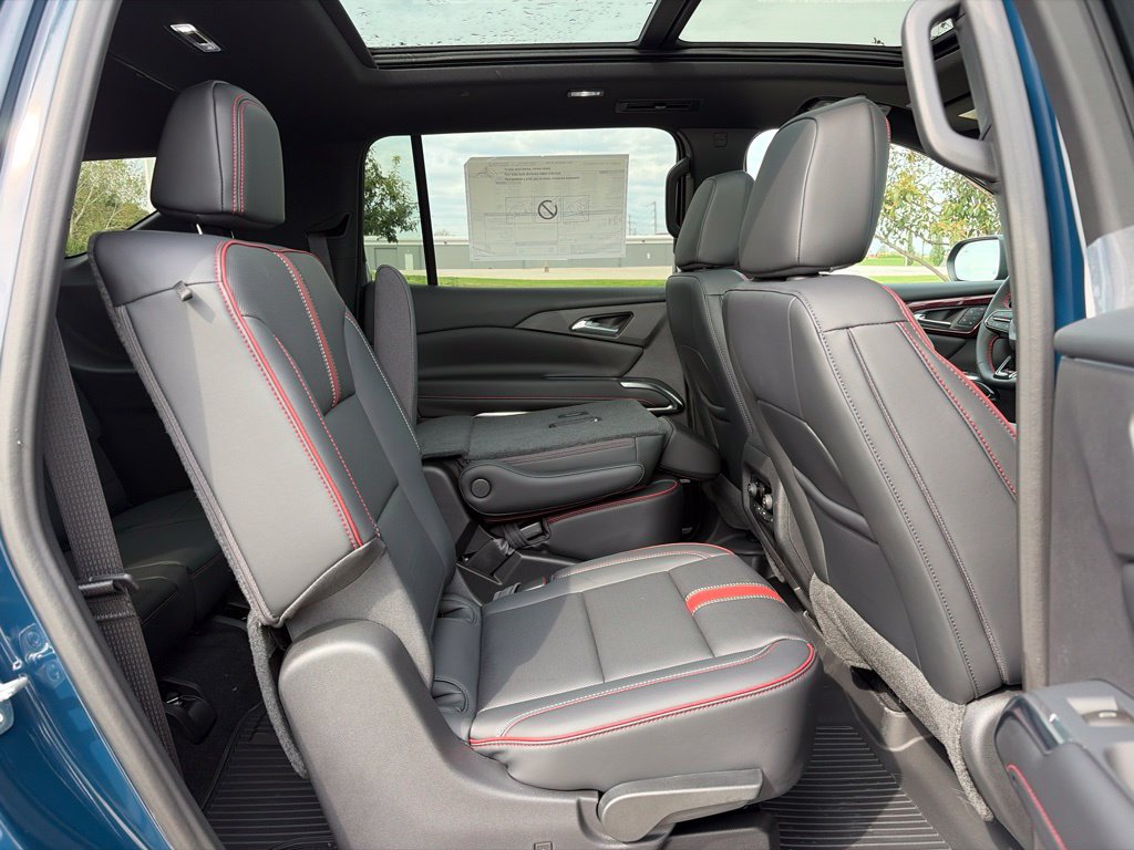 New 2027 Chevrolet Traverse RS AWD/4WD image 34