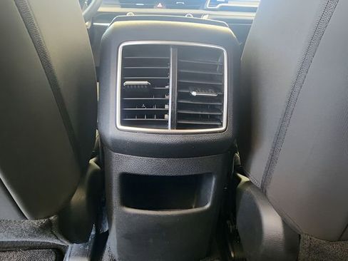 Used 2024 Kia Sportage LX FWD image 18