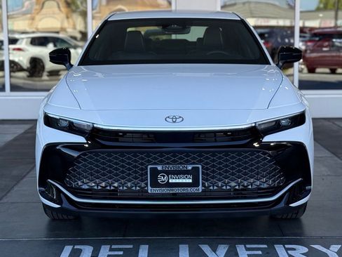 New 2026 Toyota Crown XLE image 4