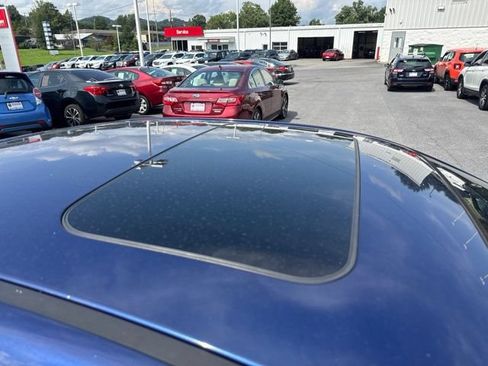 Used 2016 Subaru WRX Premium AWD/4WD image 10