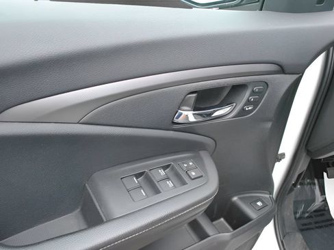 Used 2022 Honda Ridgeline RTL image 12