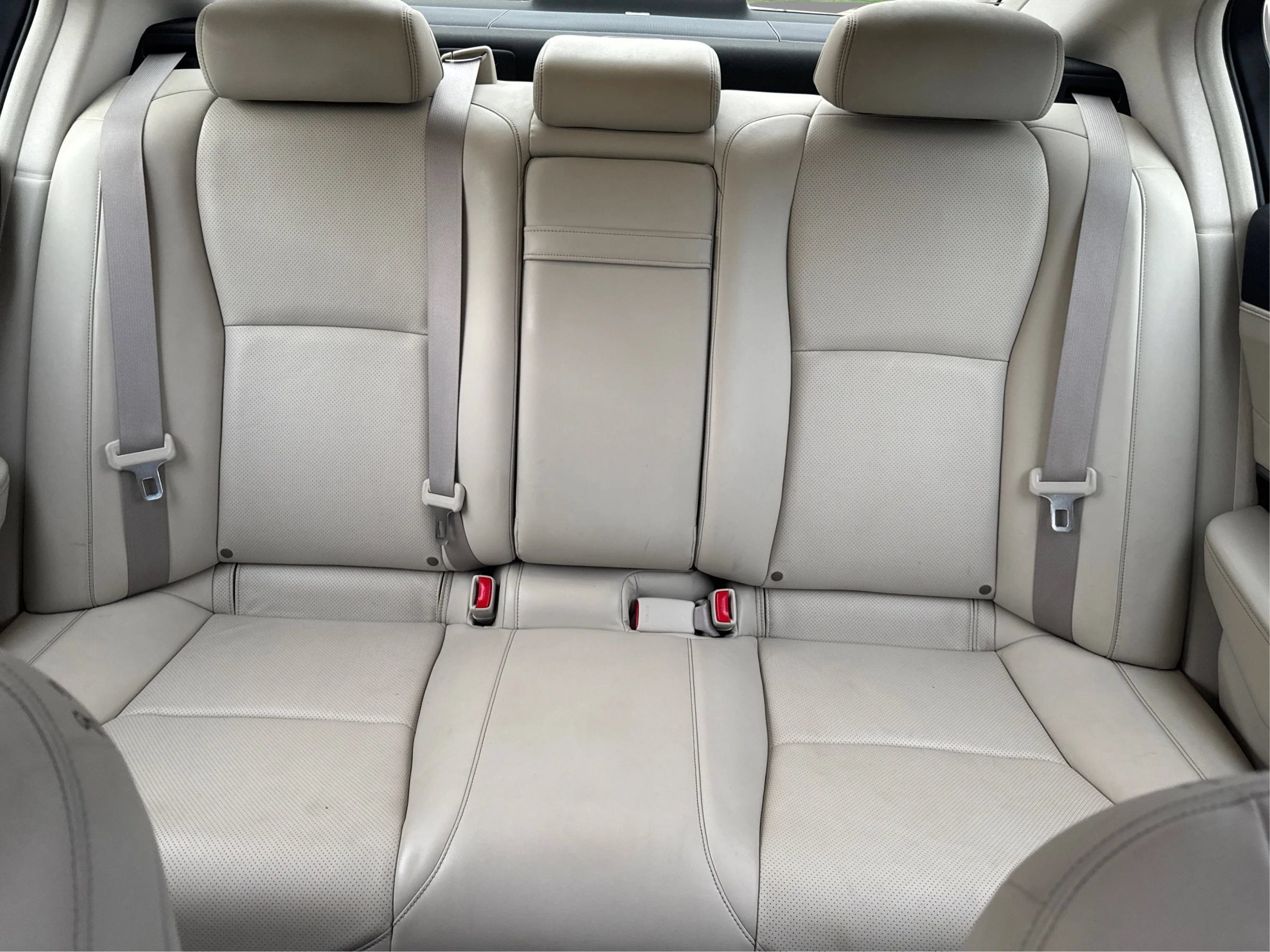 Used 2014 Acura RLX w/ Technology Package FWD image 17