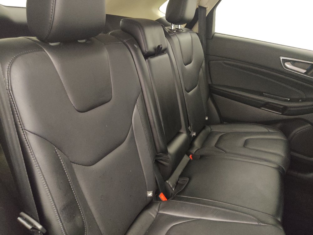 Used 2016 Ford Edge Titanium AWD/4WD image 19