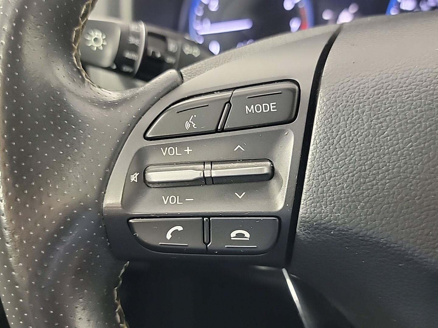 Used 2020 Hyundai Kona Ultimate FWD image 25