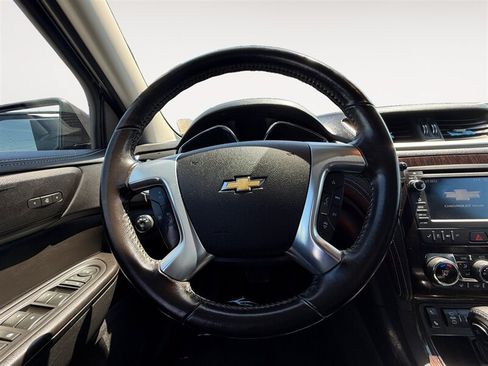 Used 2017 Chevrolet Traverse LT AWD/4WD image 13