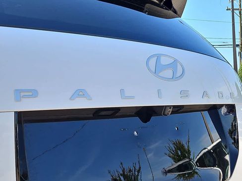 Used 2026 Hyundai Palisade SEL FWD image 32