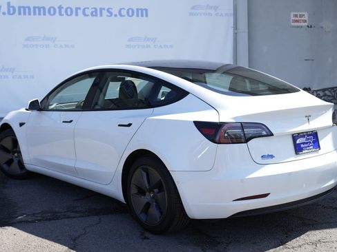 Used 2021 Tesla Model 3 Standard Range Plus RWD image 6