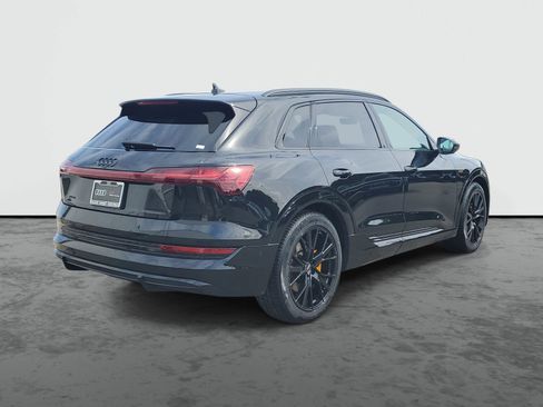 Used 2023 Audi e-tron Chronos w/ Chronos Package AWD/4WD image 4