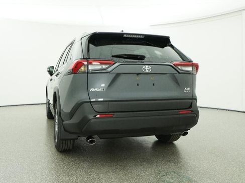 New 2025 Toyota RAV4 XLE image 22