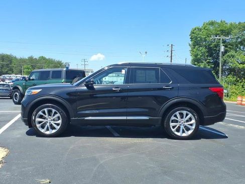 Certified 2023 Ford Explorer Platinum w/ Technology Package AWD/4WD image 2