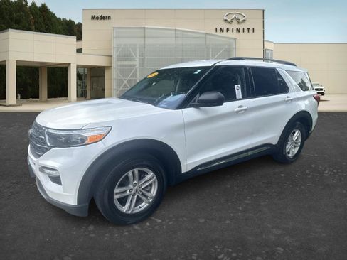 Used 2022 Ford Explorer XLT w/ Equipment Group 202A RWD image 1