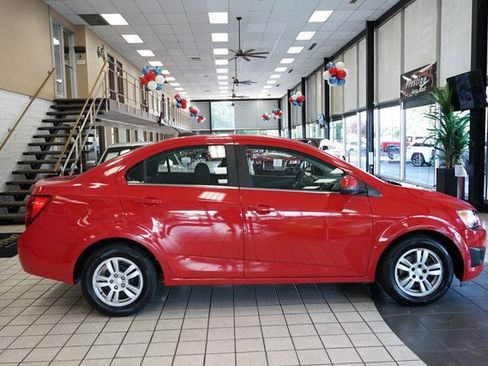 Used 2015 Chevrolet Sonic LT image 14