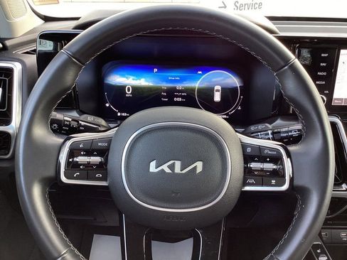 Used 2023 Kia Sorento SX AWD/4WD image 31