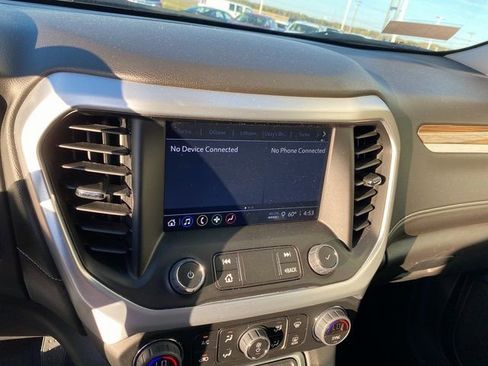 Used 2023 GMC Acadia SLE w/ Driver Convenience Package image 23