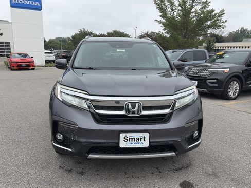 Used 2021 Honda Pilot Touring image 2