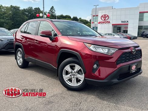 Used 2020 Toyota RAV4 XLE w/ Convenience Package AWD/4WD image 1