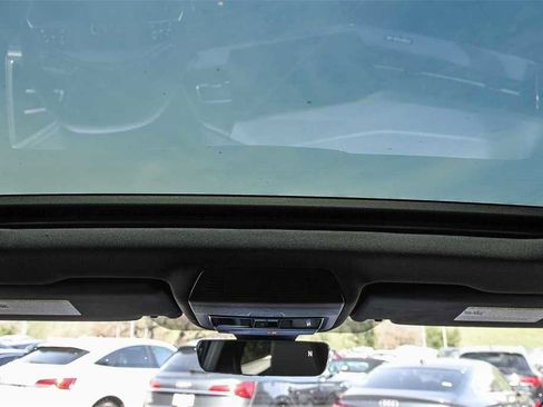 Used 2025 Audi Q4 e-tron Prestige w/ Black Optic Plus Package image 12