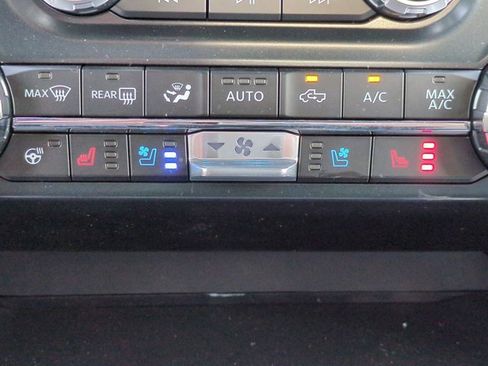 New 2025 Ford F150 Lariat w/ Equipment Group 502A High image 23