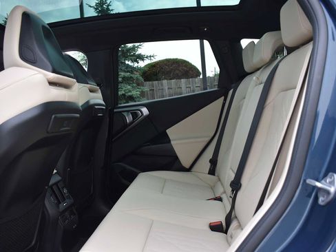 Used 2026 BMW X3 xDrive30i w/ Premium Package AWD/4WD image 13