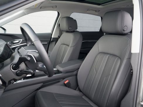 Certified 2024 Audi Q8 e-tron Premium Plus w/ Premium Plus Package image 5